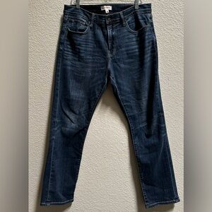 GUC Lucky Brand Men’s 410 Athletic Straight Jeans